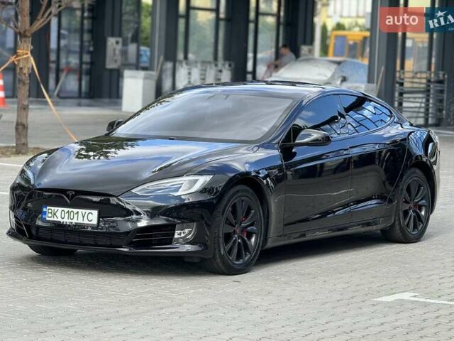 Черный Тесла Модель С, объемом двигателя 0 л и пробегом 52 тыс. км за 29999 $, фото 3 на Automoto.ua