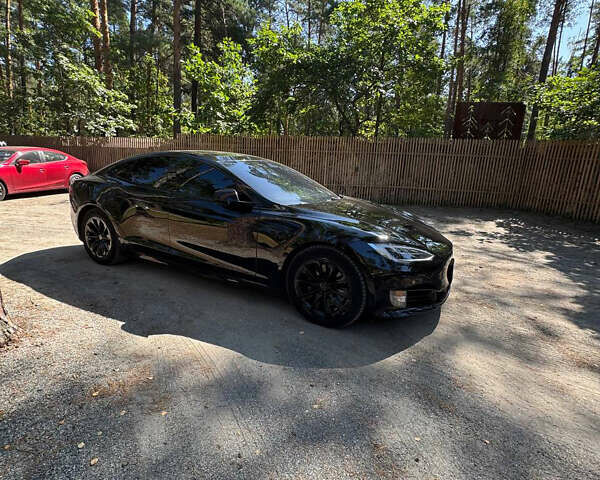 Черный Тесла Модель С, объемом двигателя 0 л и пробегом 137 тыс. км за 25000 $, фото 4 на Automoto.ua