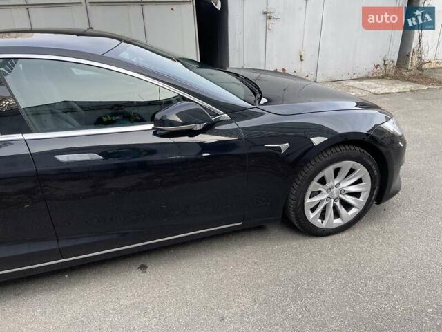 Черный Тесла Модель С, объемом двигателя 0 л и пробегом 169 тыс. км за 23900 $, фото 4 на Automoto.ua