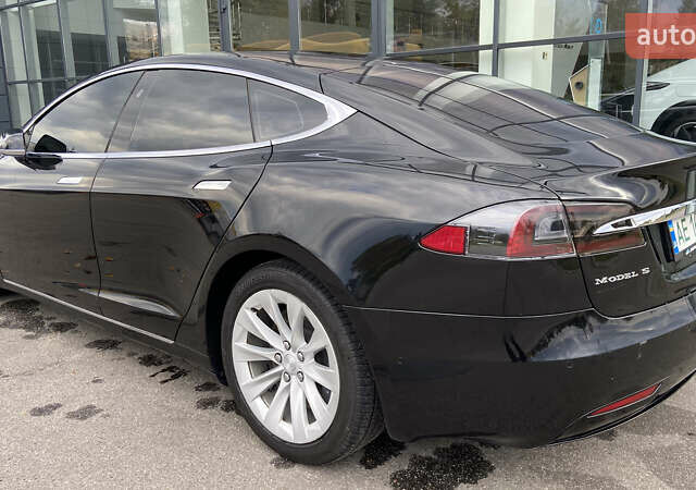 Чорний Тесла Модель С, об'ємом двигуна 0 л та пробігом 99 тис. км за 22500 $, фото 3 на Automoto.ua