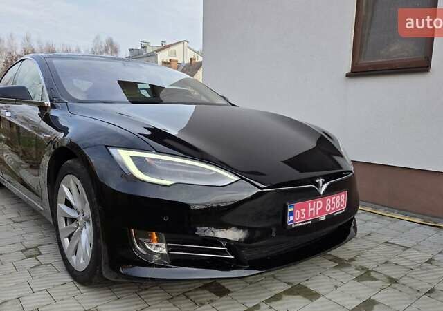 Черный Тесла Модель С, объемом двигателя 0 л и пробегом 217 тыс. км за 16300 $, фото 3 на Automoto.ua
