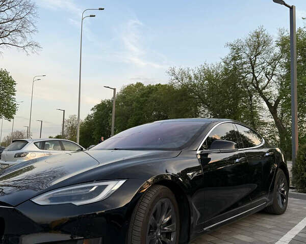 Чорний Тесла Модель С, об'ємом двигуна 0 л та пробігом 58 тис. км за 31200 $, фото 28 на Automoto.ua