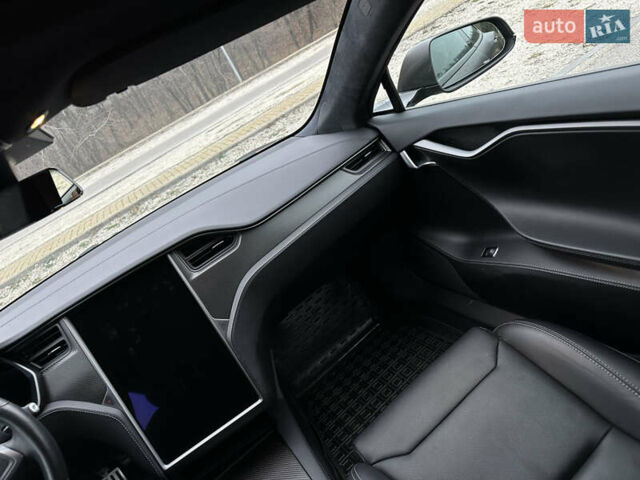 Черный Тесла Модель С, объемом двигателя 0 л и пробегом 112 тыс. км за 27500 $, фото 30 на Automoto.ua