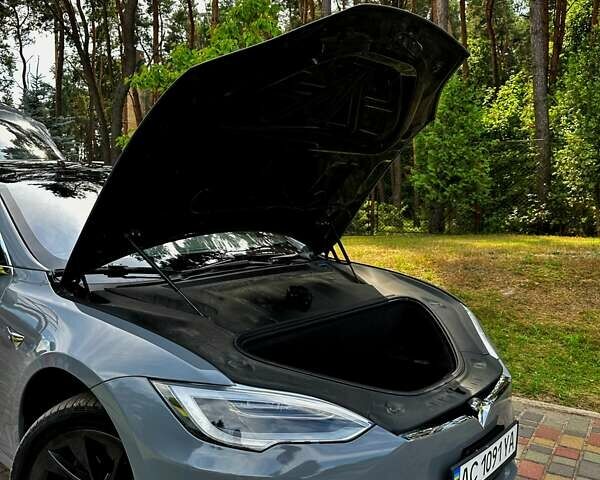 Черный Тесла Модель С, объемом двигателя 0 л и пробегом 120 тыс. км за 23000 $, фото 24 на Automoto.ua