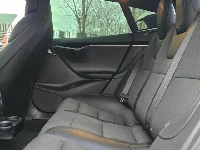 Черный Тесла Модель С, объемом двигателя 0 л и пробегом 126 тыс. км за 22900 $, фото 8 на Automoto.ua