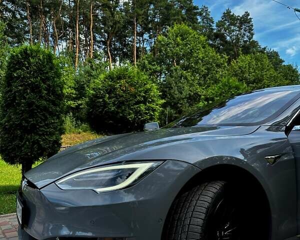Черный Тесла Модель С, объемом двигателя 0 л и пробегом 120 тыс. км за 23000 $, фото 16 на Automoto.ua