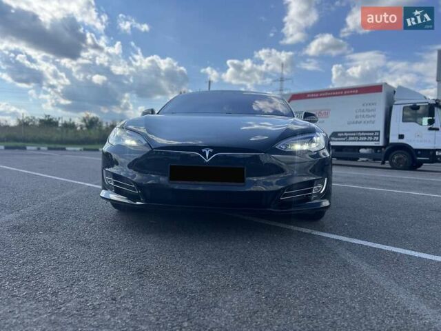 Черный Тесла Модель С, объемом двигателя 0 л и пробегом 76 тыс. км за 27700 $, фото 1 на Automoto.ua