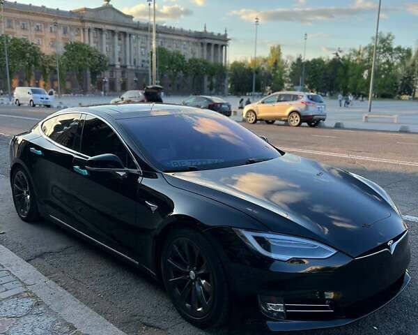 Черный Тесла Модель С, объемом двигателя 0 л и пробегом 48 тыс. км за 31500 $, фото 14 на Automoto.ua