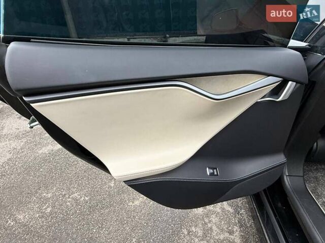 Чорний Тесла Модель С, об'ємом двигуна 0 л та пробігом 101 тис. км за 25499 $, фото 35 на Automoto.ua