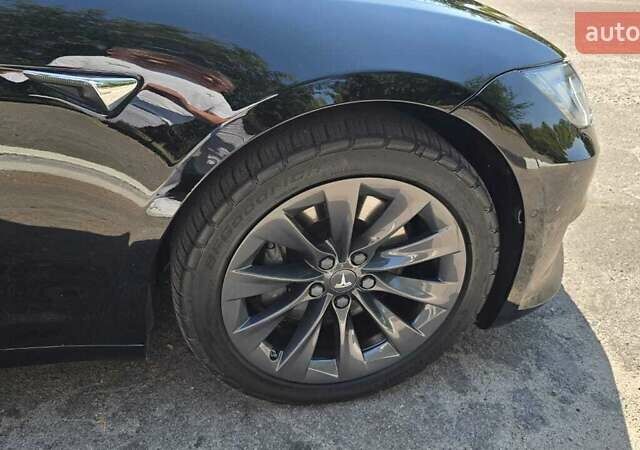 Чорний Тесла Модель С, об'ємом двигуна 0 л та пробігом 210 тис. км за 28000 $, фото 17 на Automoto.ua