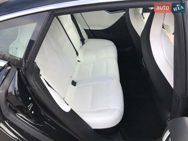 Черный Тесла Модель С, объемом двигателя 0 л и пробегом 67 тыс. км за 34900 $, фото 18 на Automoto.ua