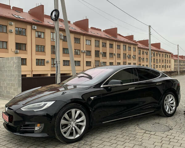 Черный Тесла Модель С, объемом двигателя 0 л и пробегом 193 тыс. км за 23300 $, фото 6 на Automoto.ua