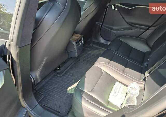 Чорний Тесла Модель С, об'ємом двигуна 0 л та пробігом 210 тис. км за 28000 $, фото 7 на Automoto.ua