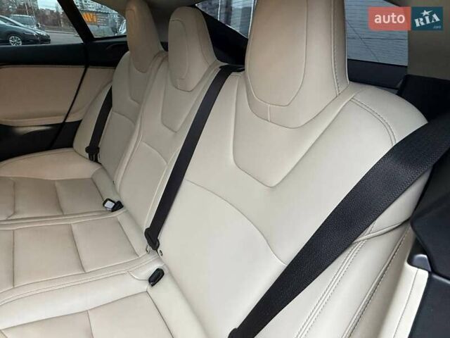 Чорний Тесла Модель С, об'ємом двигуна 0 л та пробігом 101 тис. км за 25499 $, фото 26 на Automoto.ua