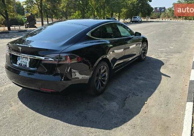 Чорний Тесла Модель С, об'ємом двигуна 0 л та пробігом 210 тис. км за 28000 $, фото 4 на Automoto.ua
