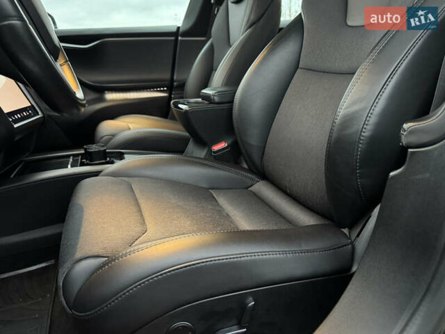 Черный Тесла Модель С, объемом двигателя 0 л и пробегом 137 тыс. км за 19500 $, фото 38 на Automoto.ua