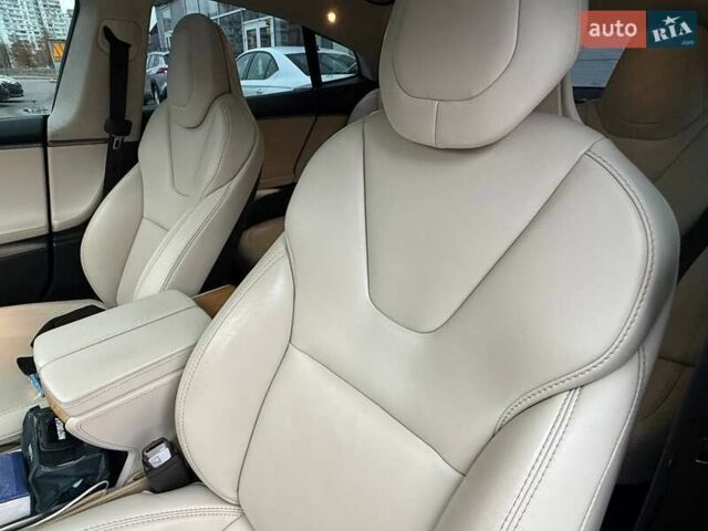 Чорний Тесла Модель С, об'ємом двигуна 0 л та пробігом 101 тис. км за 25499 $, фото 24 на Automoto.ua