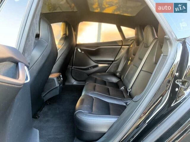 Черный Тесла Модель С, объемом двигателя 0 л и пробегом 108 тыс. км за 24700 $, фото 20 на Automoto.ua