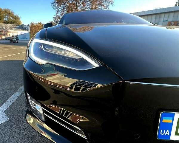 Черный Тесла Модель С, объемом двигателя 0 л и пробегом 118 тыс. км за 25700 $, фото 8 на Automoto.ua