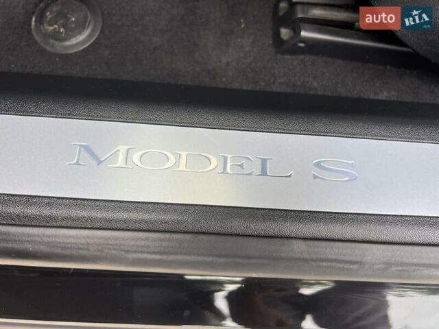 Черный Тесла Модель С, объемом двигателя 0 л и пробегом 82 тыс. км за 29990 $, фото 44 на Automoto.ua