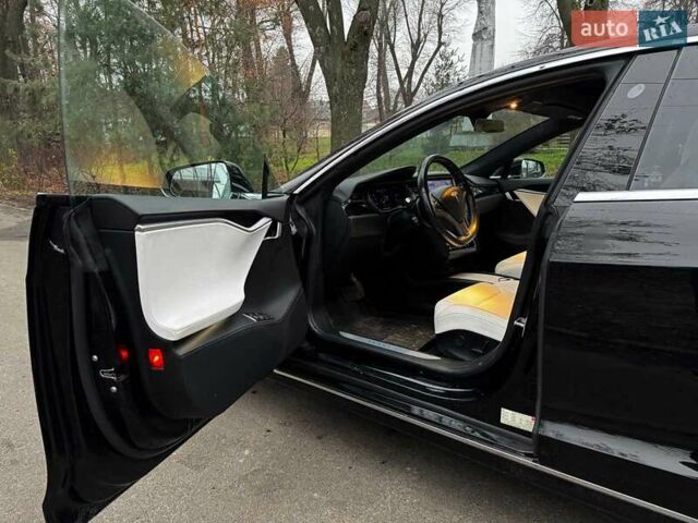 Черный Тесла Модель С, объемом двигателя 0 л и пробегом 64 тыс. км за 21490 $, фото 15 на Automoto.ua