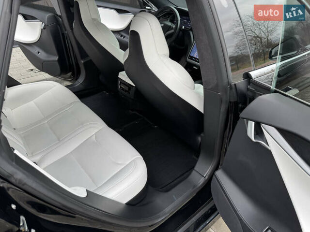 Черный Тесла Модель С, объемом двигателя 0 л и пробегом 98 тыс. км за 24900 $, фото 41 на Automoto.ua