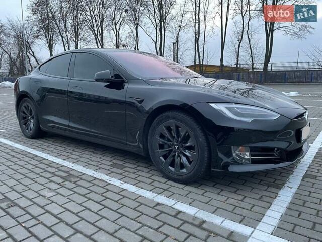 Черный Тесла Модель С, объемом двигателя 0 л и пробегом 69 тыс. км за 26500 $, фото 1 на Automoto.ua