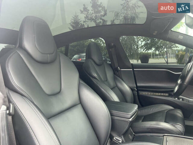 Черный Тесла Модель С, объемом двигателя 0 л и пробегом 82 тыс. км за 29990 $, фото 33 на Automoto.ua