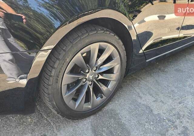 Чорний Тесла Модель С, об'ємом двигуна 0 л та пробігом 210 тис. км за 28000 $, фото 16 на Automoto.ua