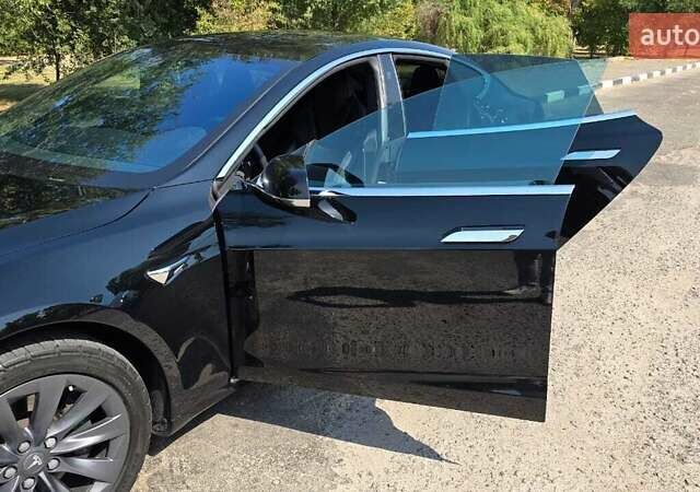 Чорний Тесла Модель С, об'ємом двигуна 0 л та пробігом 210 тис. км за 28000 $, фото 18 на Automoto.ua