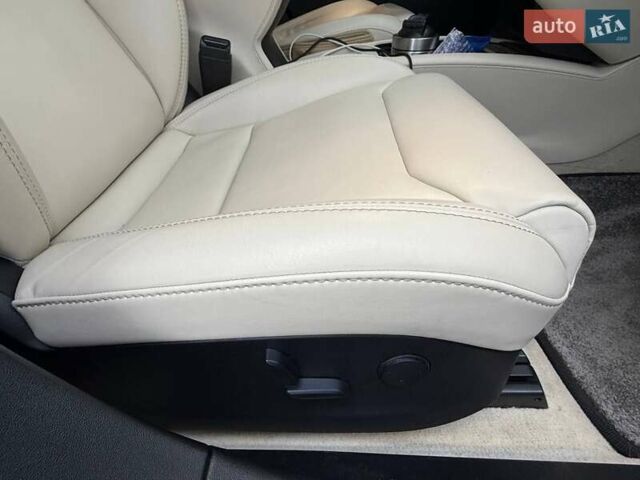 Чорний Тесла Модель С, об'ємом двигуна 0 л та пробігом 101 тис. км за 25499 $, фото 40 на Automoto.ua