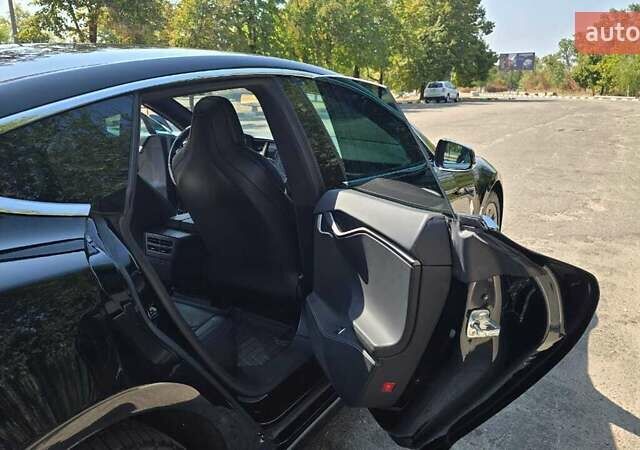 Чорний Тесла Модель С, об'ємом двигуна 0 л та пробігом 210 тис. км за 28000 $, фото 14 на Automoto.ua