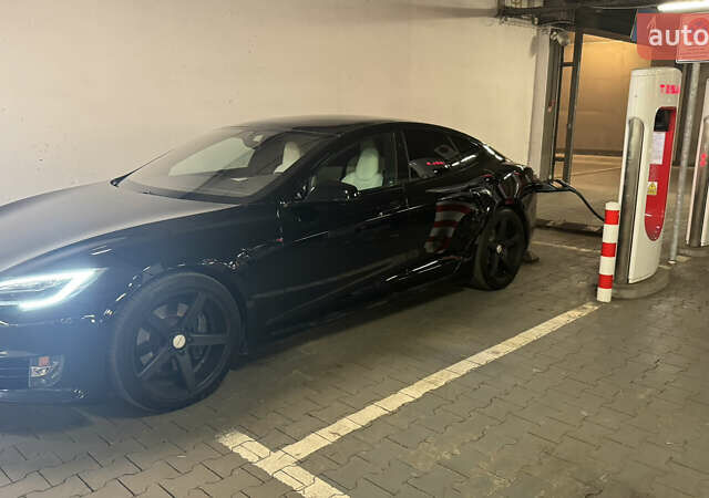 Черный Тесла Модель С, объемом двигателя 0 л и пробегом 98 тыс. км за 24900 $, фото 31 на Automoto.ua