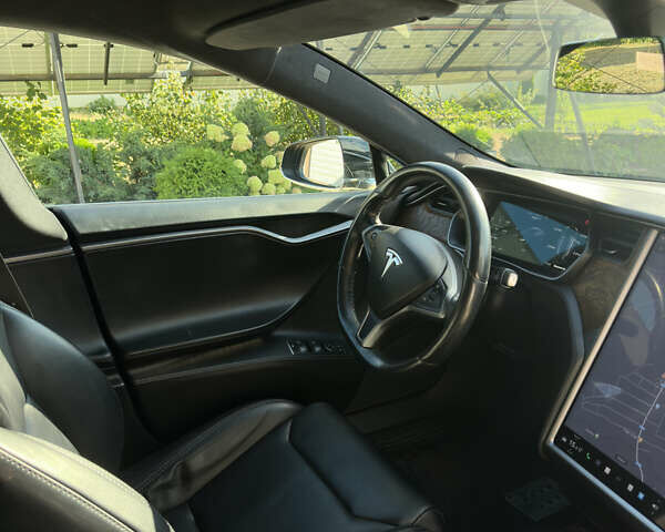 Чорний Тесла Модель С, об'ємом двигуна 0 л та пробігом 154 тис. км за 29500 $, фото 5 на Automoto.ua