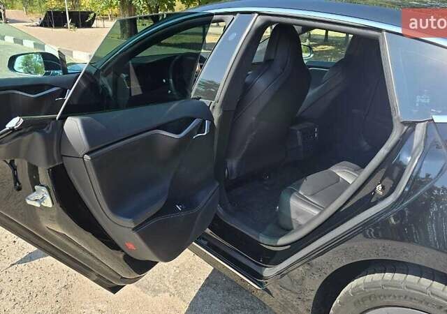 Чорний Тесла Модель С, об'ємом двигуна 0 л та пробігом 210 тис. км за 28000 $, фото 8 на Automoto.ua