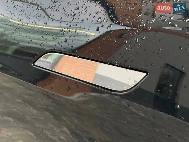 Черный Тесла Модель С, объемом двигателя 0 л и пробегом 71 тыс. км за 26790 $, фото 13 на Automoto.ua