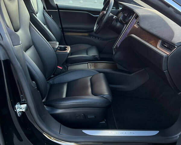 Черный Тесла Модель С, объемом двигателя 0 л и пробегом 121 тыс. км за 29500 $, фото 15 на Automoto.ua