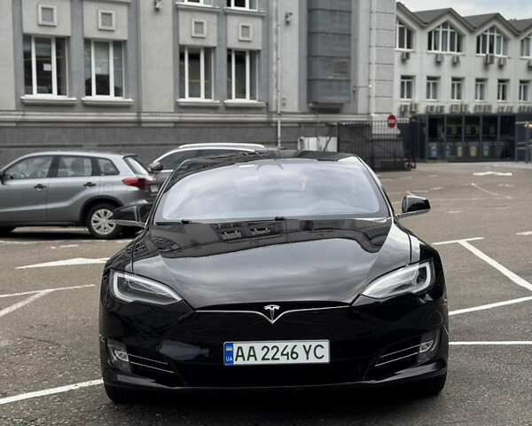 Чорний Тесла Модель С, об'ємом двигуна 0 л та пробігом 90 тис. км за 28000 $, фото 2 на Automoto.ua