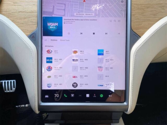 Черный Тесла Модель С, объемом двигателя 0 л и пробегом 38 тыс. км за 22600 $, фото 9 на Automoto.ua