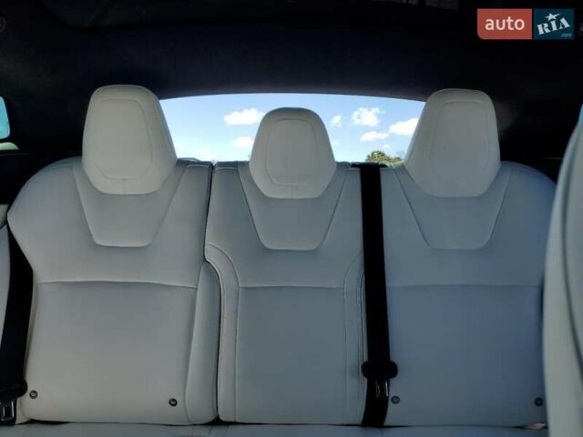 Черный Тесла Модель С, объемом двигателя 0 л и пробегом 128 тыс. км за 8900 $, фото 9 на Automoto.ua