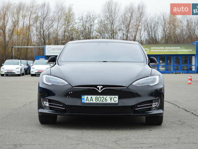 Черный Тесла Модель С, объемом двигателя 0 л и пробегом 110 тыс. км за 32999 $, фото 2 на Automoto.ua