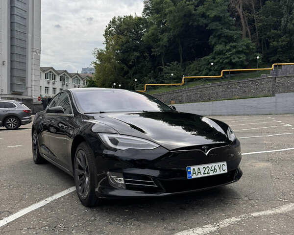 Чорний Тесла Модель С, об'ємом двигуна 0 л та пробігом 90 тис. км за 28000 $, фото 8 на Automoto.ua