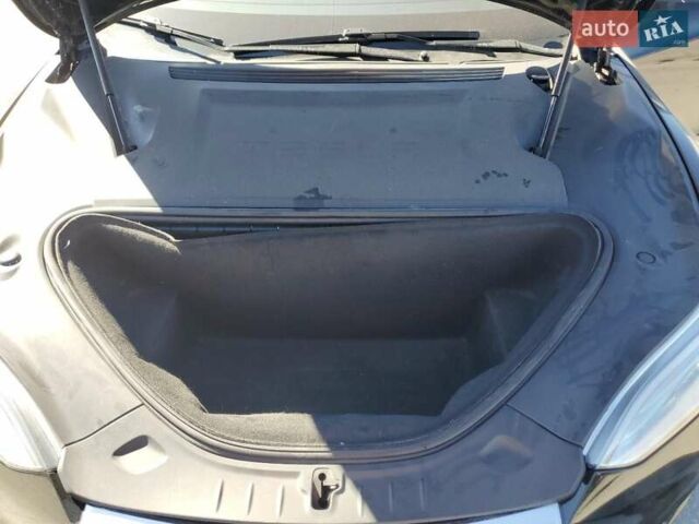 Черный Тесла Модель С, объемом двигателя 0 л и пробегом 128 тыс. км за 8900 $, фото 11 на Automoto.ua