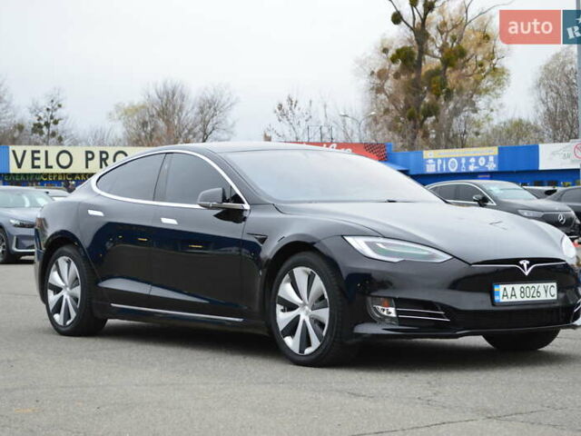 Черный Тесла Модель С, объемом двигателя 0 л и пробегом 110 тыс. км за 32999 $, фото 4 на Automoto.ua
