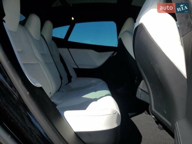 Черный Тесла Модель С, объемом двигателя 0 л и пробегом 128 тыс. км за 8900 $, фото 10 на Automoto.ua