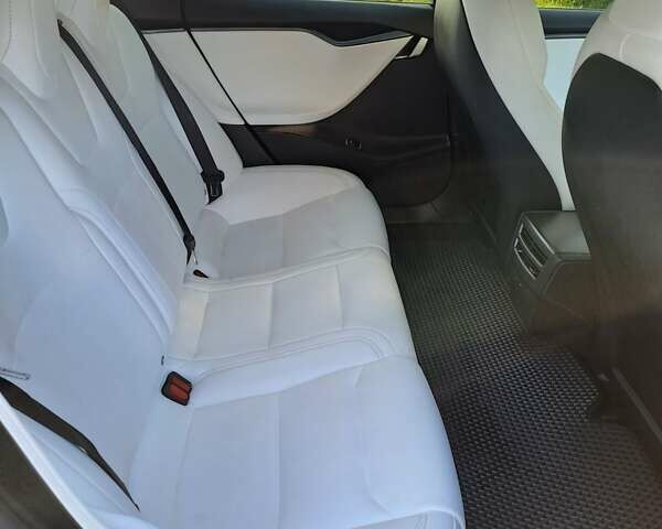 Чорний Тесла Модель С, об'ємом двигуна 0 л та пробігом 95 тис. км за 32500 $, фото 14 на Automoto.ua