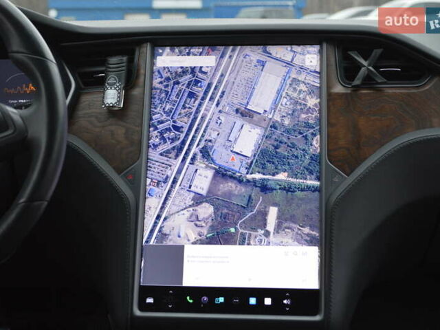 Черный Тесла Модель С, объемом двигателя 0 л и пробегом 110 тыс. км за 32999 $, фото 25 на Automoto.ua