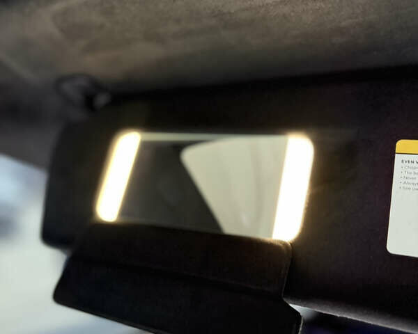 Черный Тесла Модель С, объемом двигателя 0 л и пробегом 91 тыс. км за 34500 $, фото 32 на Automoto.ua