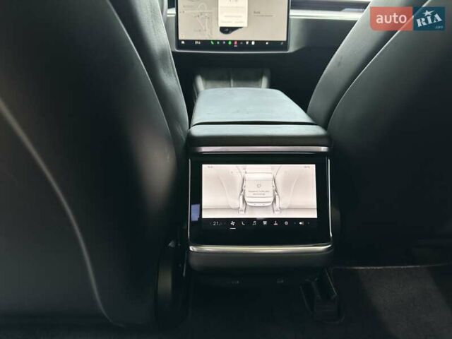 Черный Тесла Модель С, объемом двигателя 0 л и пробегом 117 тыс. км за 35000 $, фото 10 на Automoto.ua
