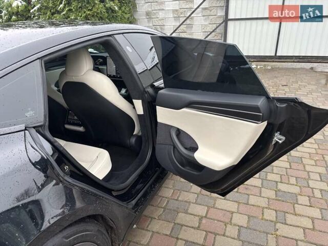 Черный Тесла Модель С, объемом двигателя 0 л и пробегом 118 тыс. км за 36500 $, фото 22 на Automoto.ua